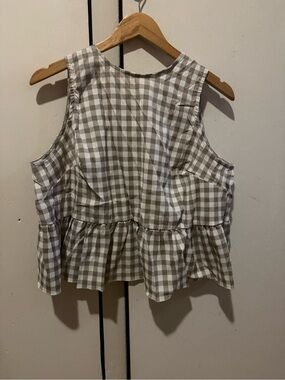 SHEIN Taupe & White Gingham Peplum Tank